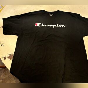 Mens Champion black tee shirt in size 2xl